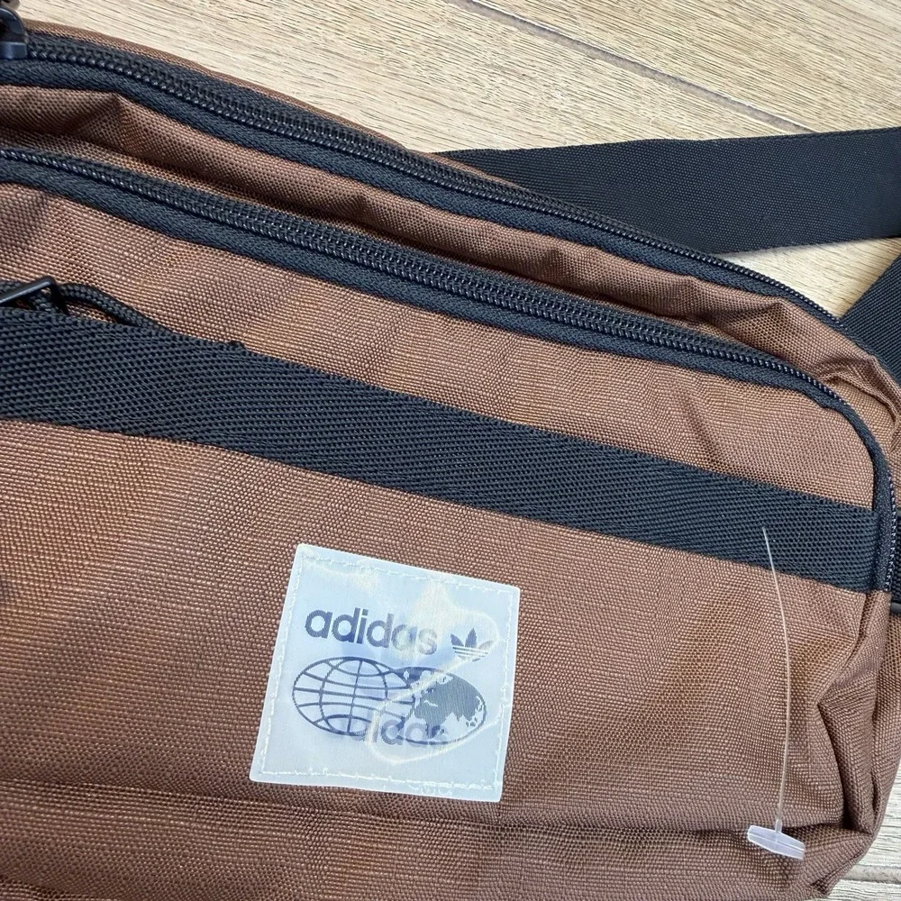 Adidas Rectangle 2.0 Crossbody Fanny Pack Waist Bag Preloved Brown/Black NWT
